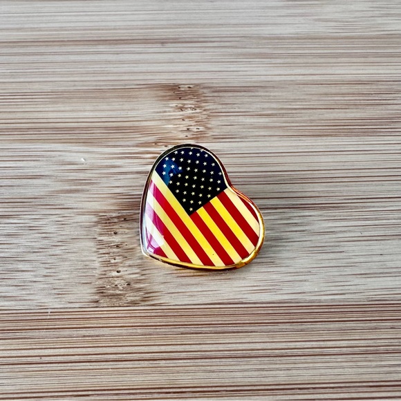 Vintage Heart-Shaped American Flag Pin - Picture 3 of 4